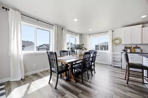Dining - 504 6th St E, Horace, ND 58047 photo 1 of 2