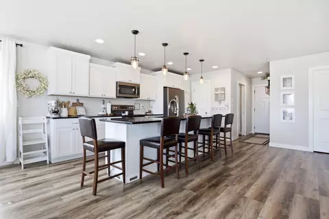 Kitchen - 504 6th St E, Horace, ND 58047 photo 1 of 2