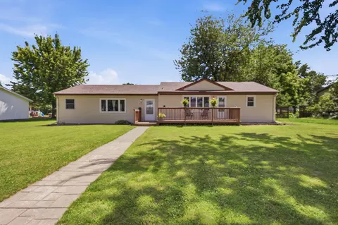 613 Elm Ave, Olivia, MN 56277