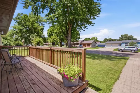 Exterior - 613 Elm Ave, Olivia, MN 56277 photo 2 of 9