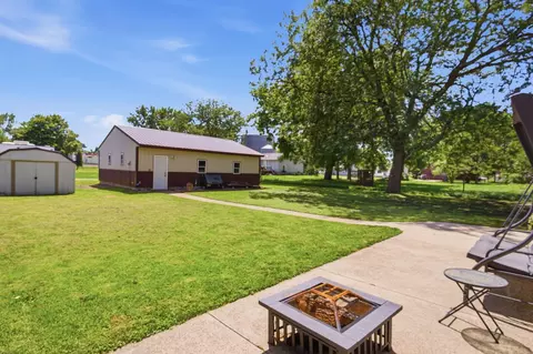 Exterior - 613 Elm Ave, Olivia, MN 56277 photo 1 of 9