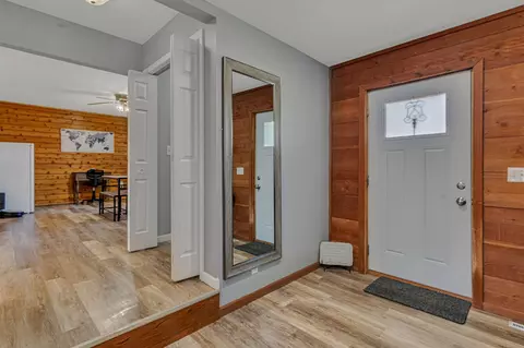 Entry Way - 613 Elm Ave, Olivia, MN 56277 photo 1 of 6