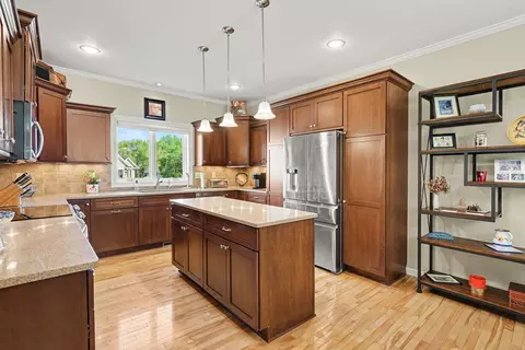2209 Carter Ct, Northfield, MN 55057