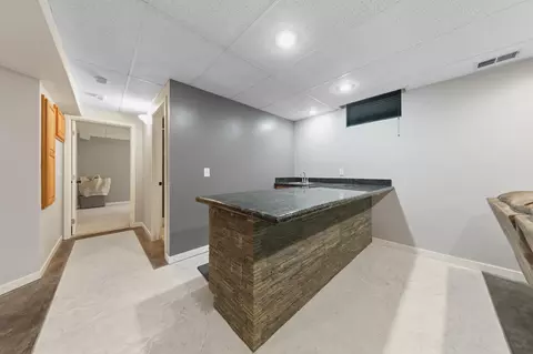 Entry Way - 6 Greenhaven Bay Bay, Faribault, MN 55021 photo 4 of 4