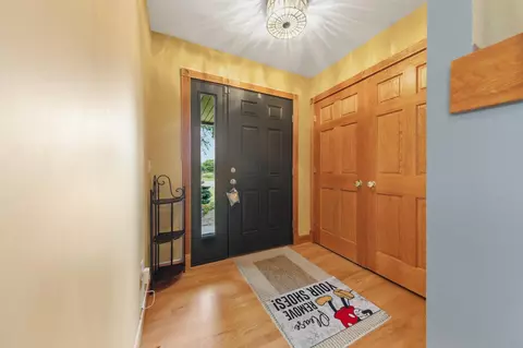 Entry Way - 6 Greenhaven Bay Bay, Faribault, MN 55021 photo 1 of 4