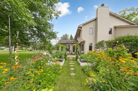 Exterior - 6 Greenhaven Bay Bay, Faribault, MN 55021 photo 13 of 15