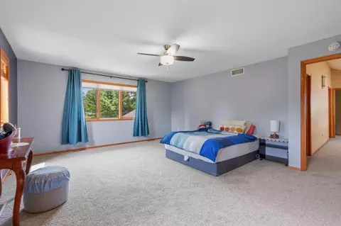 Bedroom - 6 Greenhaven Bay Bay, Faribault, MN 55021 photo 1 of 3