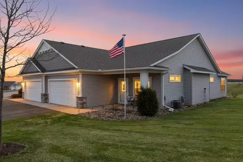 1232 Naser Way, New Richmond, WI 54017