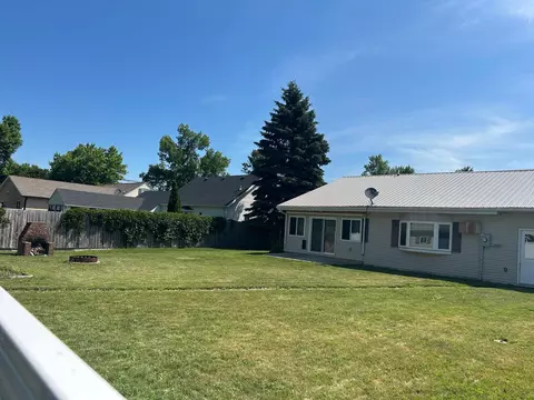 Exterior - 137 Maple St, Tyler, MN 56178 photo 5 of 8