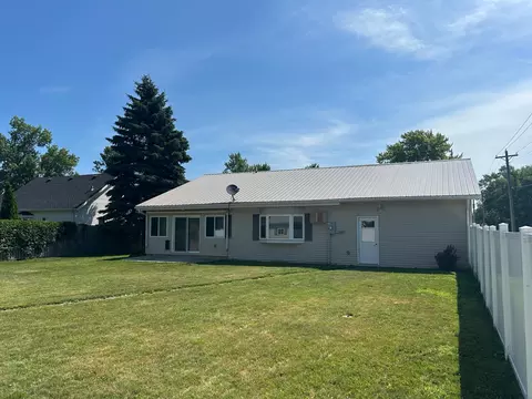 Exterior - 137 Maple St, Tyler, MN 56178 photo 4 of 8