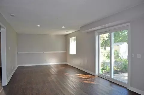 Living - 1007 Briar Creek Rd, Eagan, MN 55123 photo 3 of 4