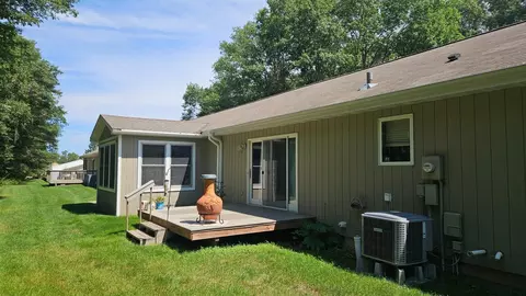 2222 Spruce Dr, Brainerd, MN 56401 photo 2