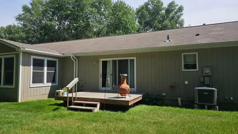 2222 Spruce Dr, Brainerd, MN 56401 photo 3