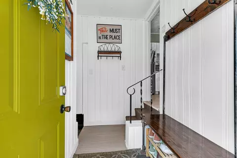 Entry Way - 432 28th Ave N, Saint Cloud, MN 56303 photo 1 of 1
