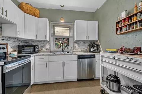 Kitchen - 432 28th Ave N, Saint Cloud, MN 56303 photo 2 of 3