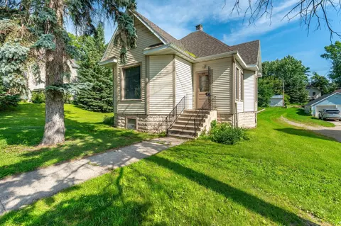 528 W Summit Ave, Fergus Falls, MN 56537