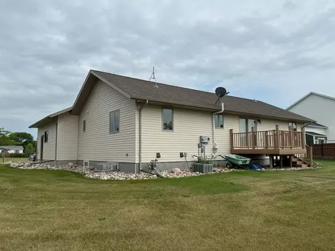 Exterior - 703 7th St W, Ada, MN 56510 photo 6 of 8