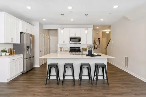 Kitchen - 4860 Avery Ct, Eagan, MN 55123 photo 3 of 6