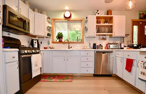 Kitchen - 13591 230th St, Milaca, MN 56353 photo 3 of 6