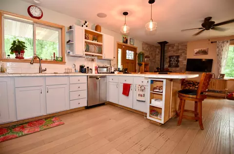 Kitchen - 13591 230th St, Milaca, MN 56353 photo 4 of 6