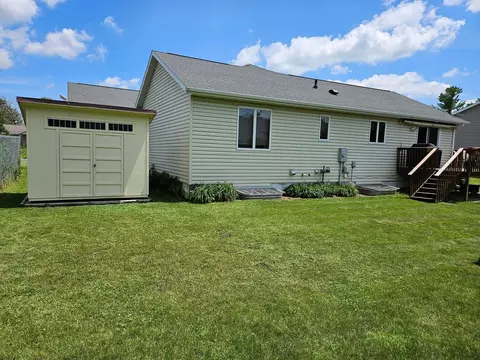 Exterior - 712 Mlinar Ave, Spring Valley, MN 55975 photo 5 of 6