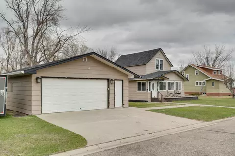 Exterior - 209 2nd St, Page, ND 58064 photo 2 of 15