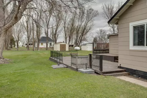 Exterior - 209 2nd St, Page, ND 58064 photo 6 of 15