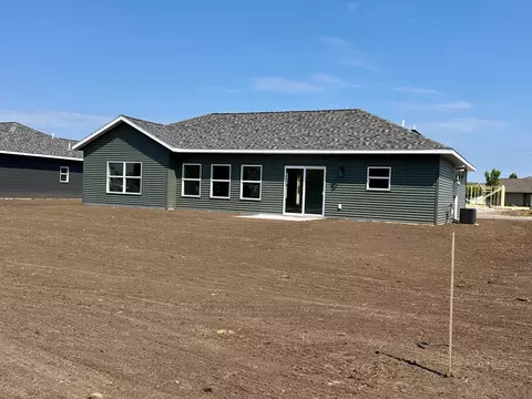 711 Cherry Ln, Perham, MN 56573 photo 8