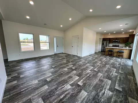 711 Cherry Ln, Perham, MN 56573 photo 4