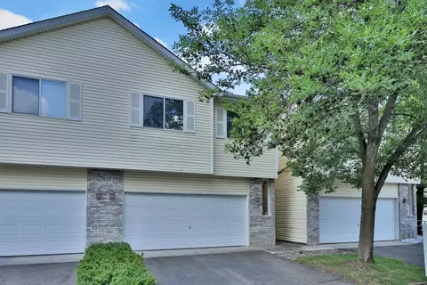 2674 Cutters Grove Cir, Anoka, MN 55303