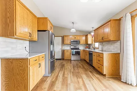 Kitchen - 202 Rainbow Dr, Marshall, MN 56258 photo 2 of 4