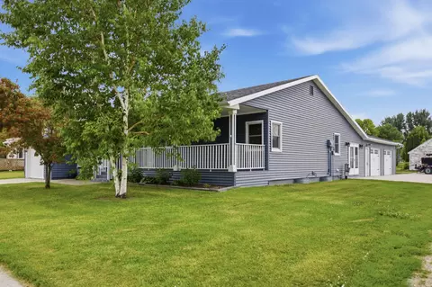 Exterior - 204 4th Ave E, Ada, MN 56510 photo 3 of 8