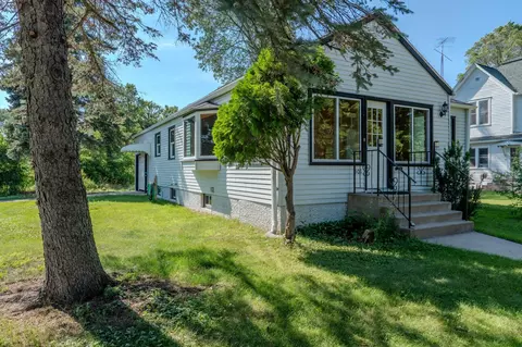 501 2nd St NE, Little Falls, MN 56345