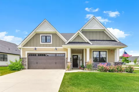 11402 Kings Ct N, Lake Elmo, MN 55042