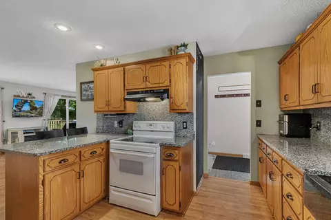 Kitchen - 24095 158th Ave, Cold Spring, MN 56320 photo 4 of 5