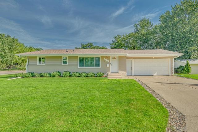 7840 Winsdale St N, Golden Valley, MN 55427