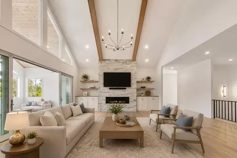 7767 Prairie Grass Pass, Prior Lake, MN 55372