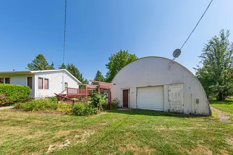 Exterior - 5177 255th St E, Faribault, MN 55021 photo 6 of 8