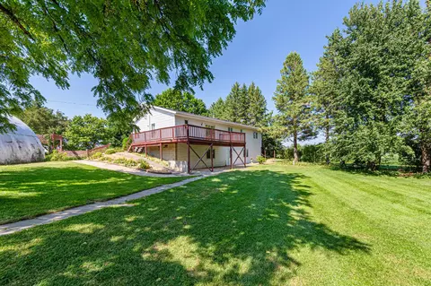 Exterior - 5177 255th St E, Faribault, MN 55021 photo 4 of 8