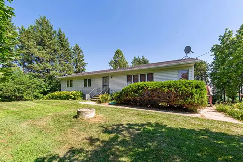 Exterior - 5177 255th St E, Faribault, MN 55021 photo 2 of 8