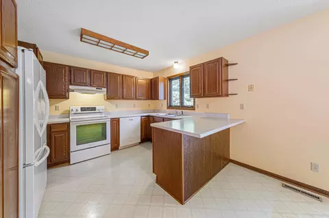 Kitchen - 5177 255th St E, Faribault, MN 55021 photo 5 of 5