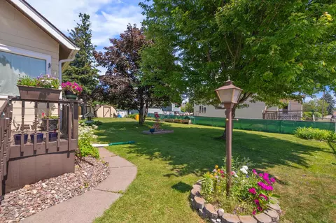 Exterior - 3209 Chestnut St, Duluth, MN 55806 photo 1 of 7