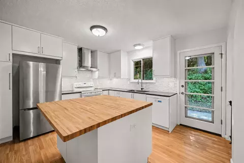 1644 Kilmer Ave, Saint Louis Park, MN 55426