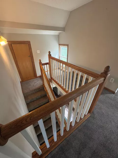 Entry Way - 907 2nd Ave NW, Faribault, MN 55021 photo 3 of 3