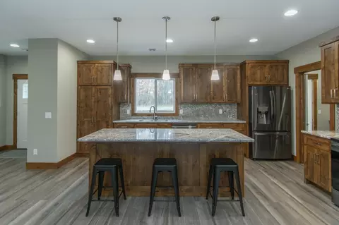 Kitchen - 11613 Forestview Dr, Baxter, MN 56425 photo 4 of 13