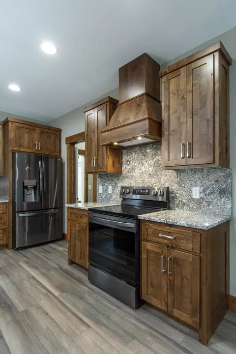 Kitchen - 11613 Forestview Dr, Baxter, MN 56425 photo 6 of 13