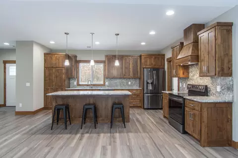 Kitchen - 11613 Forestview Dr, Baxter, MN 56425 photo 5 of 13