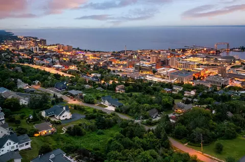 View/Area - 615 W 6th St, Duluth, MN 55806 photo 15 of 18