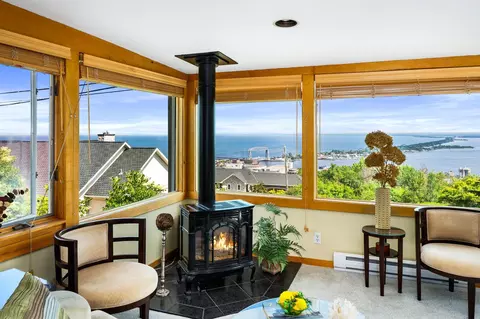 View/Area - 615 W 6th St, Duluth, MN 55806 photo 17 of 18