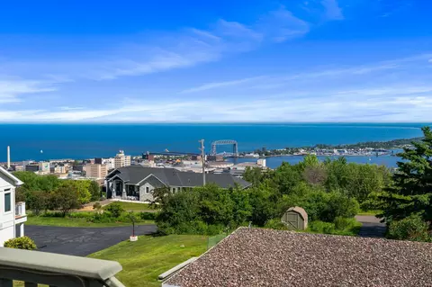 View/Area - 615 W 6th St, Duluth, MN 55806 photo 4 of 18